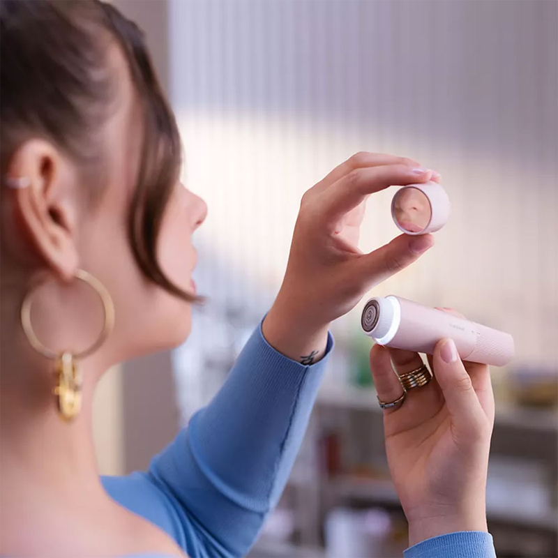 آینه داخلی شیور صورت بانوان فیلیپس Philips مدل BRR454