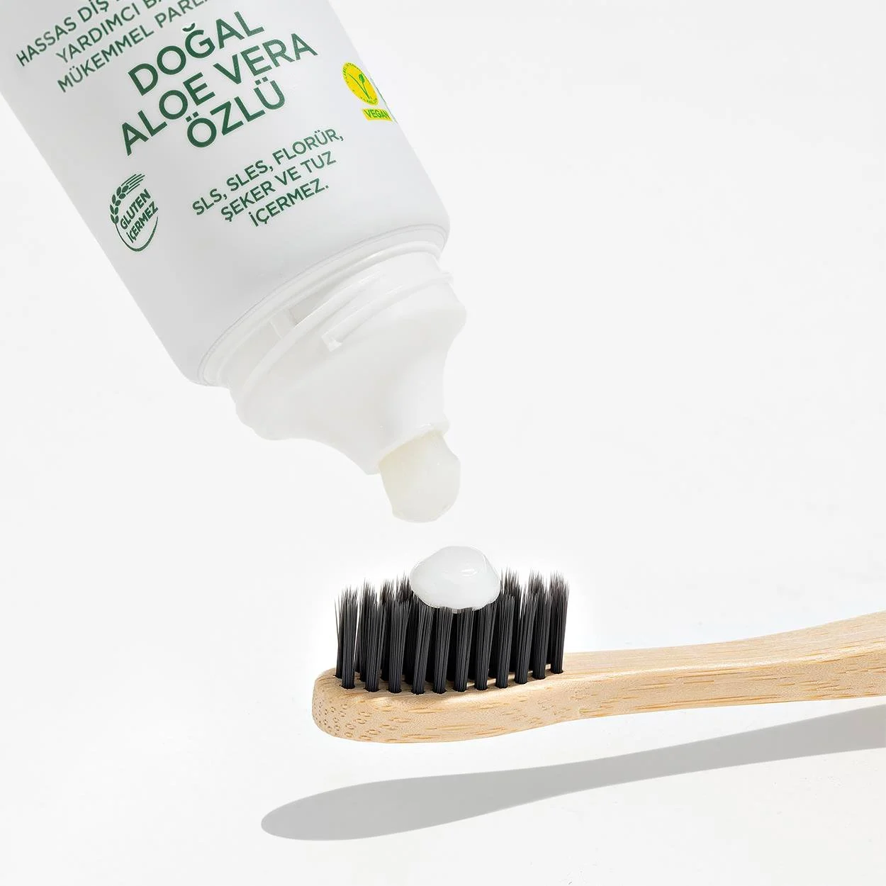 خمیر دندان ۹۰ میل ایوب صبری مدل آلوئه‌ورا