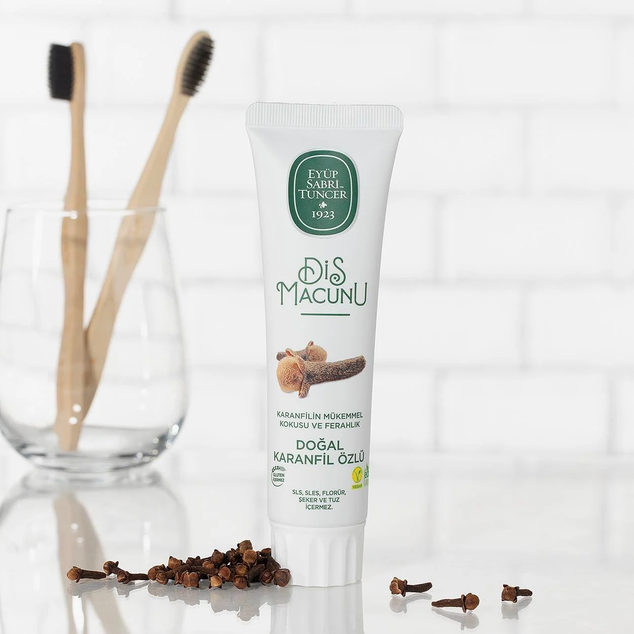 خمیر دندان ۹۰ میل ایوب صبری مدل میخک