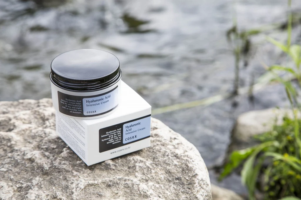 کرم مرطوب کننده کوزارکس پوست خشک